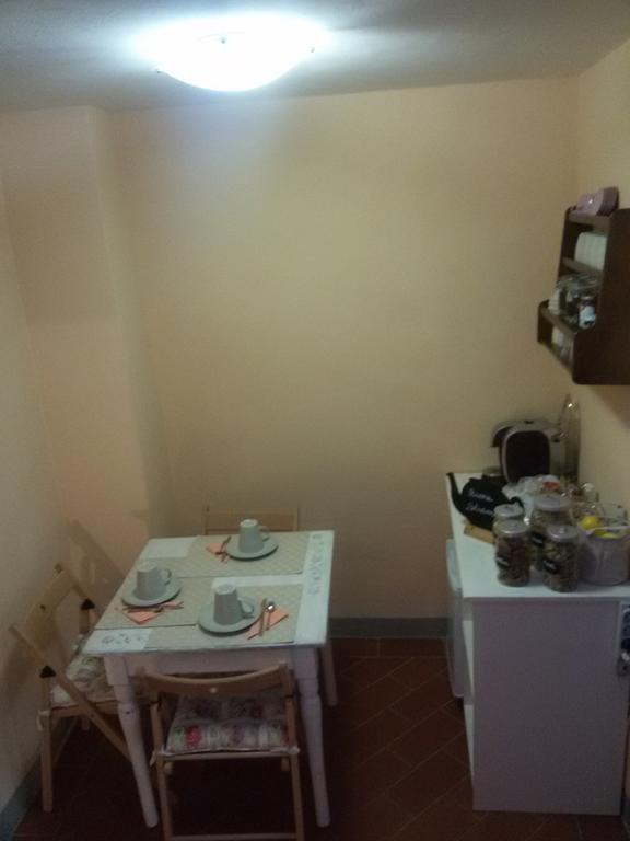 Affittacamere Gir Di Mura Монтекатини-Терме Экстерьер фото